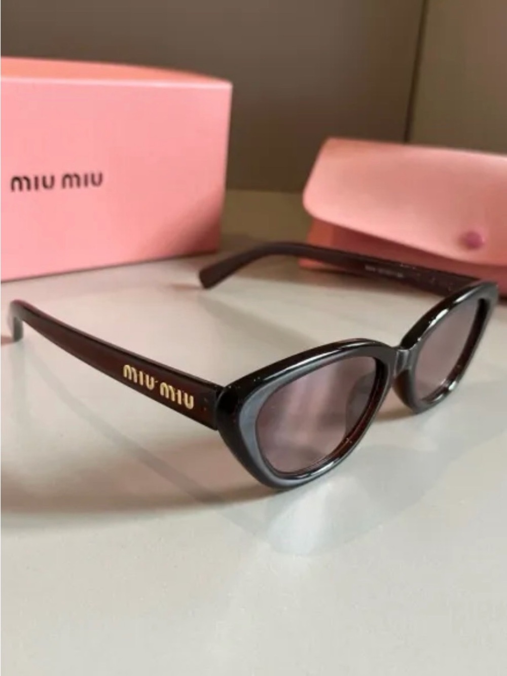 🕶️ 🆕 Miu Miu Sunglasses ☀️ 🕶️